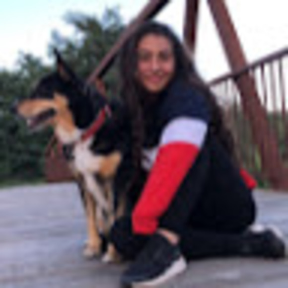 Profile Picture of Lydia Jajou (@lydiajajou) on Poshmark