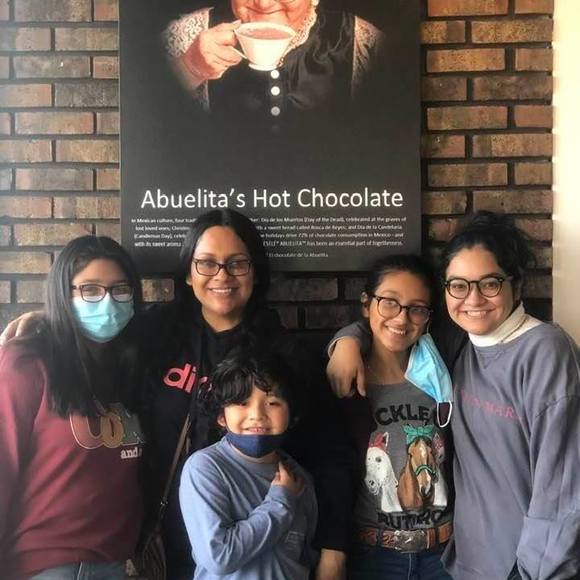 Profile Picture of Rocio Sánchez-loredo (@chiosanchez8334) on Poshmark