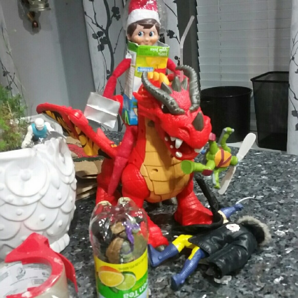 Profile Picture of Hailey Malone (@arysta) on Poshmark