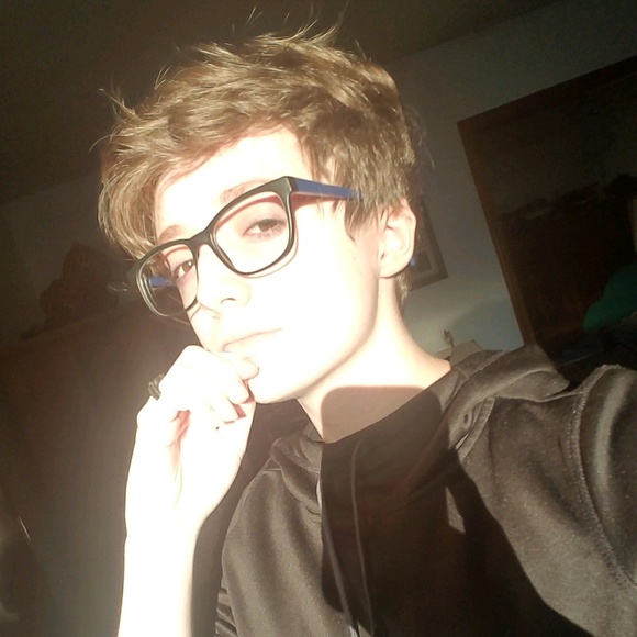 Profile Picture of Raven Watson (@darkraven101) on Poshmark