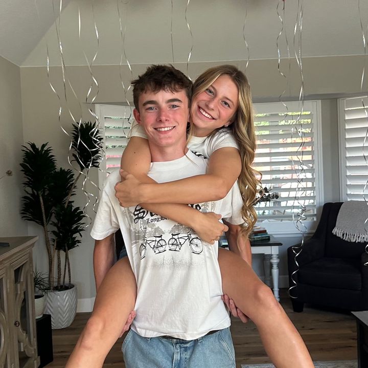 Profile Picture of carlyyy (@carly_nelson2) on Tiktok