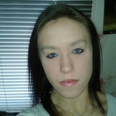 Profile Picture of Miriam Y. Schneider (@yvonne_miriam) on Twitter