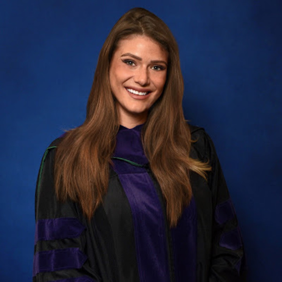 Profile Picture of Payton a. Strzalka (@pstrzalka1103) on Poshmark