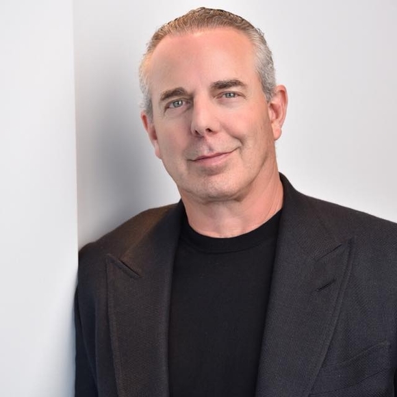 Profile Picture of David Sackman (@dsackman) on Poshmark