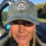 Profile Picture of Elizabeth Minter (@lizzyequinetherapy) on Instagram