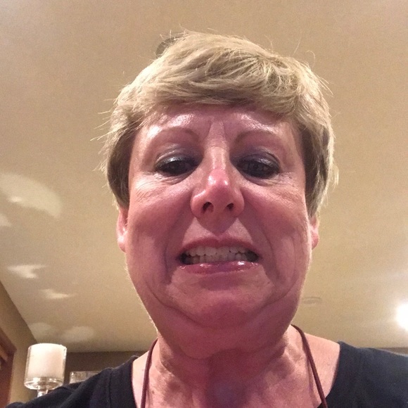 Profile Picture of Michele Engstrom (@jokiergw) on Poshmark