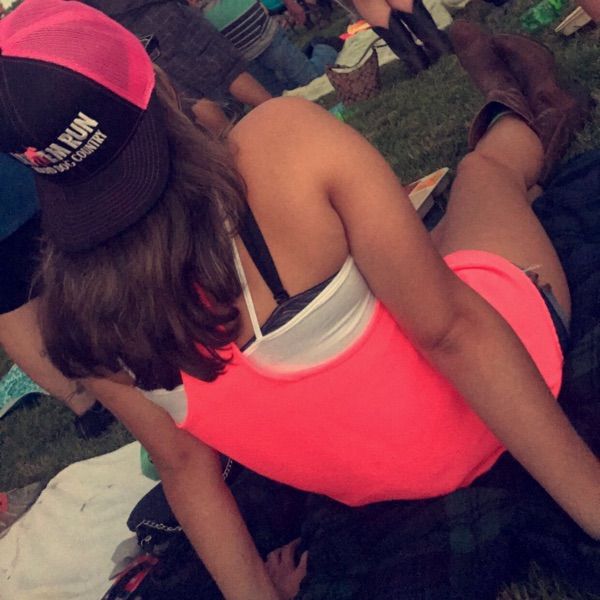 Profile Picture of Samantha Stone (@@samanthastone6) on Tiktok