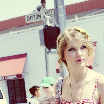 Profile Picture of Janet Swift (@JanetSwift13) on Twitter
