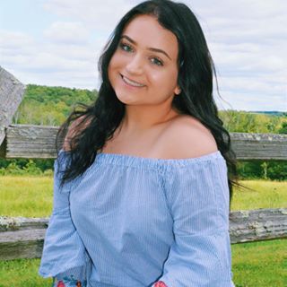 Profile Picture of Alice Coulombe (@alice.coulombe.9) on Facebook