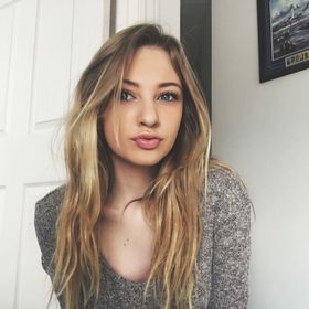 Profile Picture of Lexi Wright (@superlexi77) on Pinterest