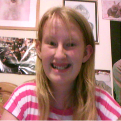 Profile Picture of Laragannon (@laragannon) on Twitter