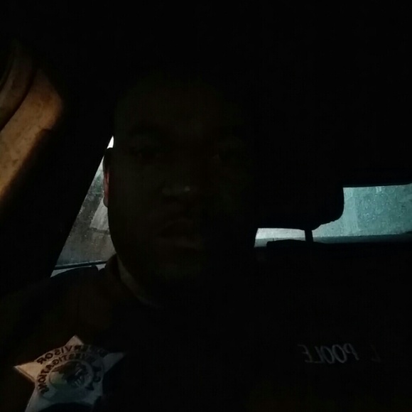 Profile Picture of Loranthey Poole (@loranthey) on Poshmark