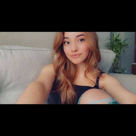 Profile Picture of Ashley Garcia (@ash_ley_19) on Poshmark