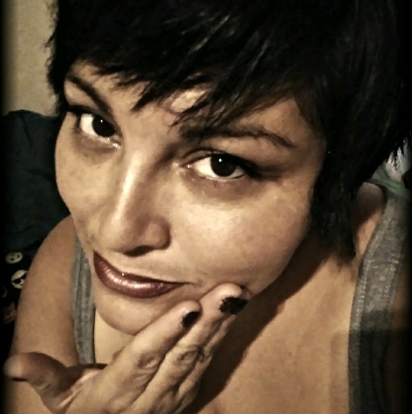 Profile Picture of Steffenie Segobia (@12thmuse) on Poshmark