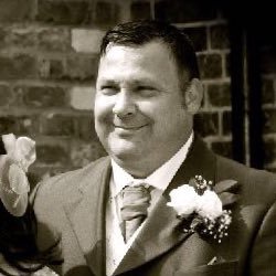 Profile Picture of Craig Oliver  💙 (@custard1975) on Twitter