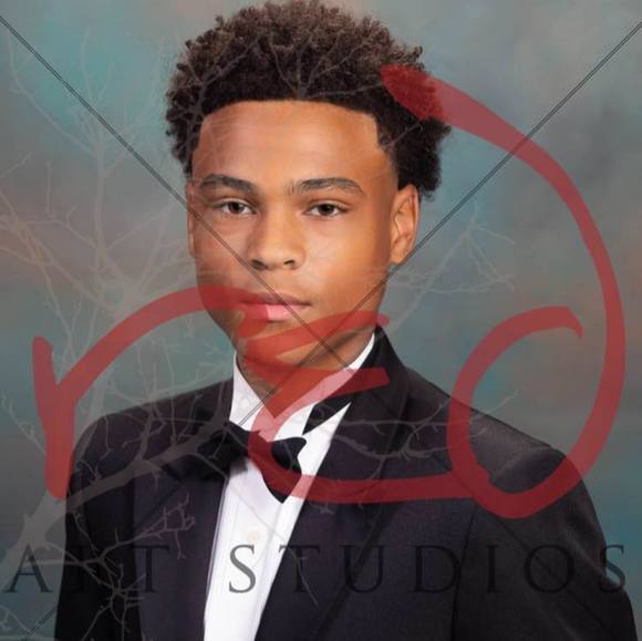 Profile Picture of Markeal Pettigrew (@pettigrew313) on Poshmark