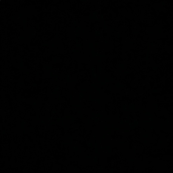 Profile Picture of Chloe Gosnell (@chloegosnell) on Poshmark