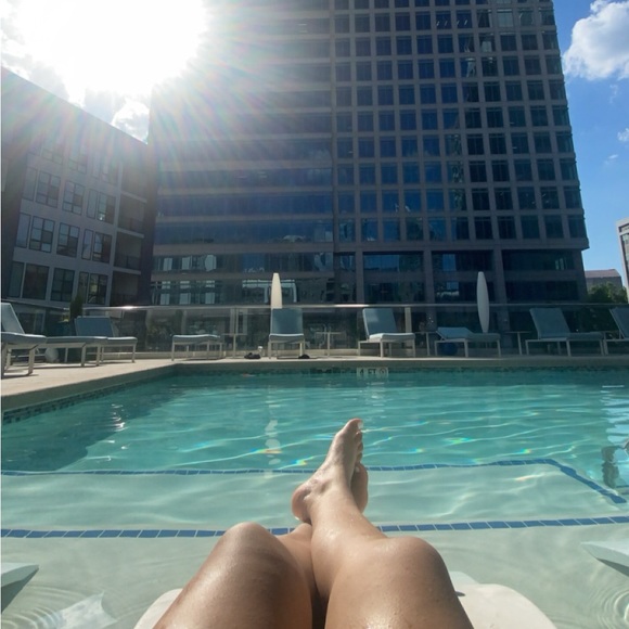 Profile Picture of Scarlett De la cruz (@scarlet467) on Poshmark