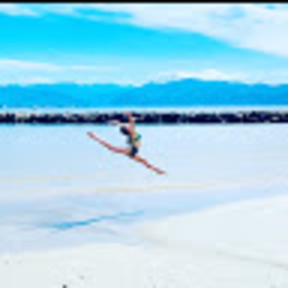 Profile Picture of Katie Magennis (@katiegm26) on Poshmark