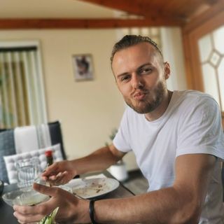 David Diesel - Facebook Profile Picture of David Diesel (@david.jauschowetz) on Facebook