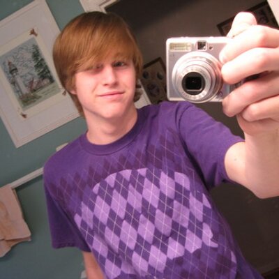 Profile Picture of Dylan Tompkins (@THEJOKER664) on Twitter