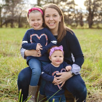 Profile Picture of Michelle Keating (@mkkeating3) on Twitter