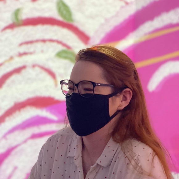 Profile Picture of Emily Simes (@esimes65) on Poshmark