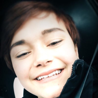 Profile Picture of Kate Mclain (@mclain_kate) on Twitter