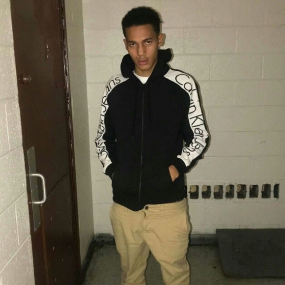 Profile Picture of Nate Smith (@natesmith399) on Poshmark