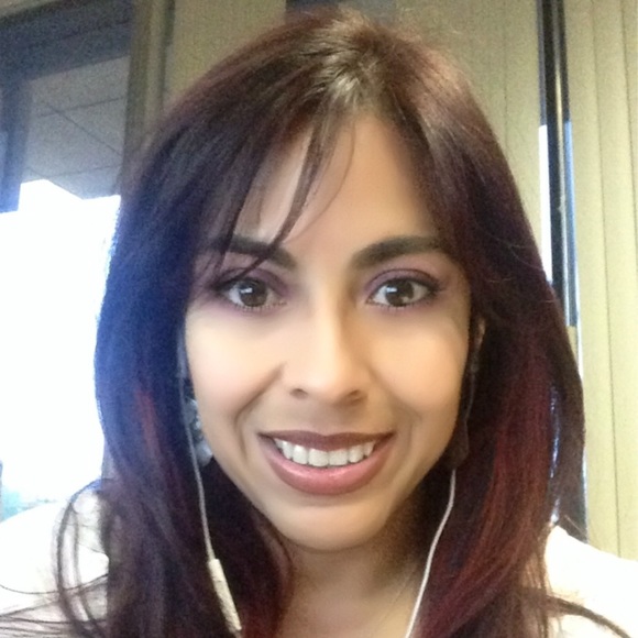 Profile Picture of Beatrice Gutierrez (@stina1978) on Poshmark