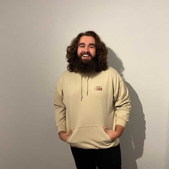 Profile Picture of Jonah Rowsell (@jonahrowsell) on Poshmark