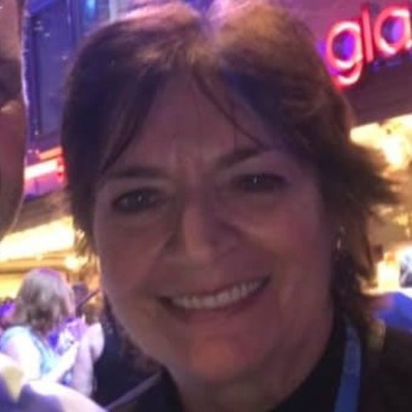 Profile Picture of Dorothy Rybicki (@waterblu33) on Poshmark