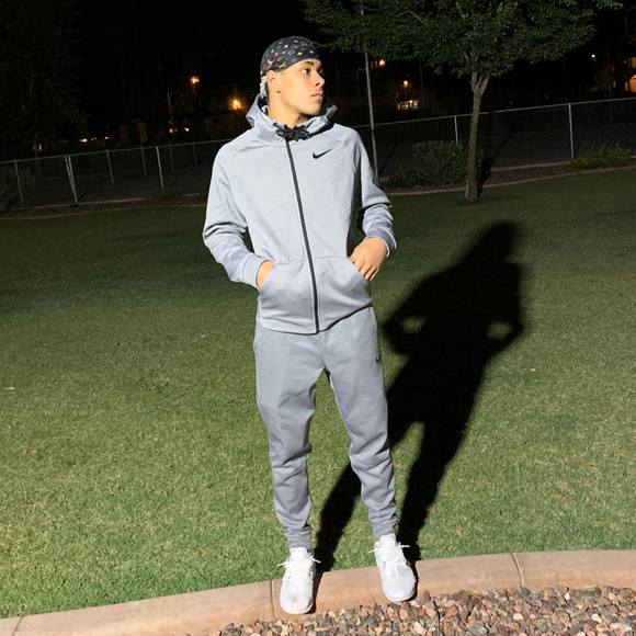 Profile Picture of Jordan Redmon (@j_redmon) on Poshmark