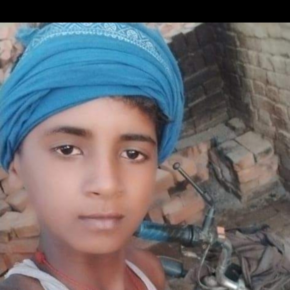 Profile Picture of Mahesh Mahesh (@maheshm31898) on Poshmark