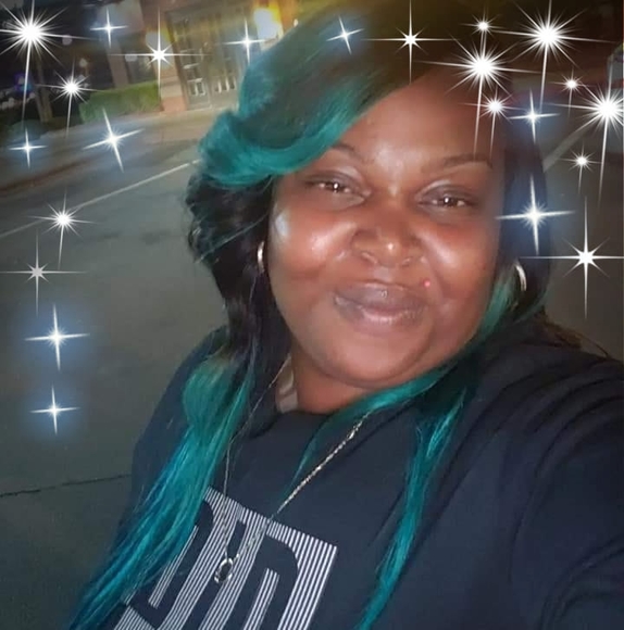 Profile Picture of Tosha Harrison (@meharrison1114) on Poshmark