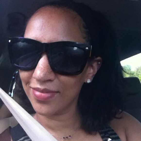 Kristina Mcguire - Poshmark Profile Picture of Kristina Mcguire (@kmcguire0420) on Poshmark