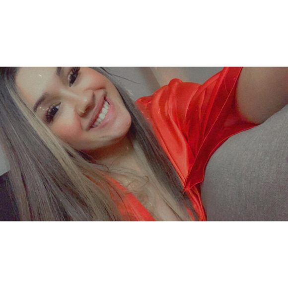 Profile Picture of Morranda Mechelle (@morrandam) on Poshmark