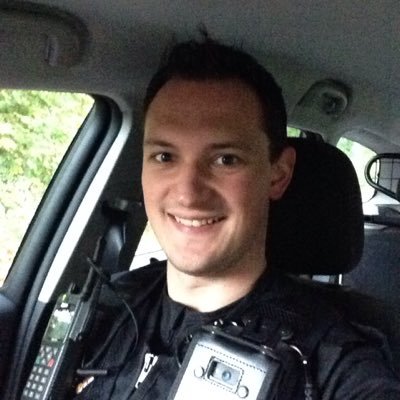 Profile Picture of PC Matt Farrant (@WiltspoliceMF) on Twitter
