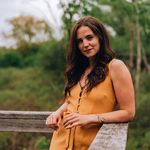 Profile Picture of Krystal Wolfe (@krystalwolfemusic) on Instagram