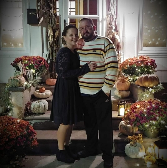 Profile Picture of Chrissy Trescott (@ctrescott) on Poshmark