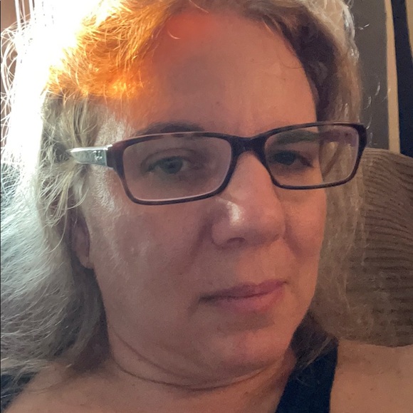 Profile Picture of Kristen Piccolo (@kristen_piccolo) on Poshmark