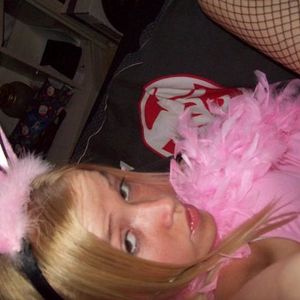 Profile Picture of Sheridan Walker (@xxsxcbella) on Myspace