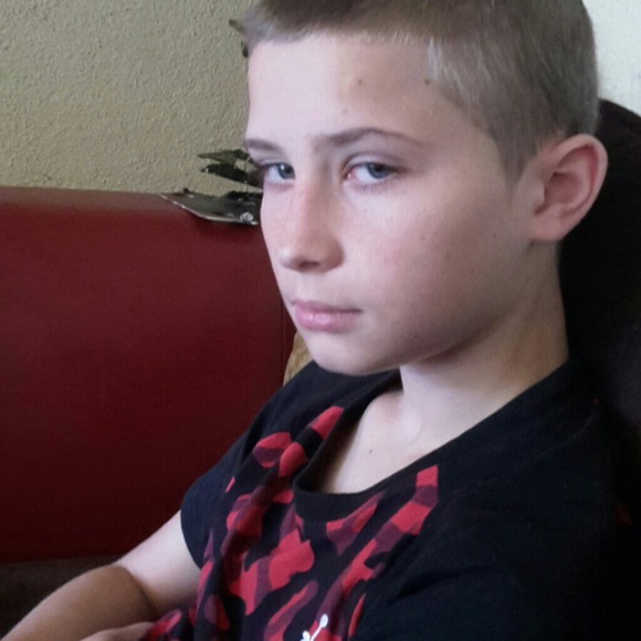 Profile Picture of Dee Jaymes (@djay4563) on Poshmark