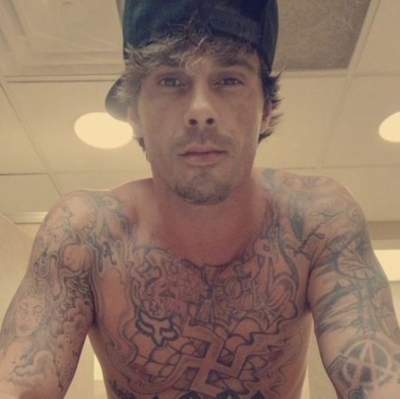 Profile Picture of Bryant Key (@layzzpiperite23) on Poshmark