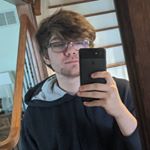 Profile Picture of zac (@stabbered) on Instagram