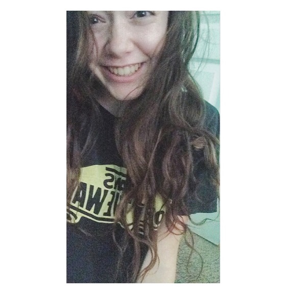 Profile Picture of Nicole Macakmul (@nicolemackamul) on Poshmark