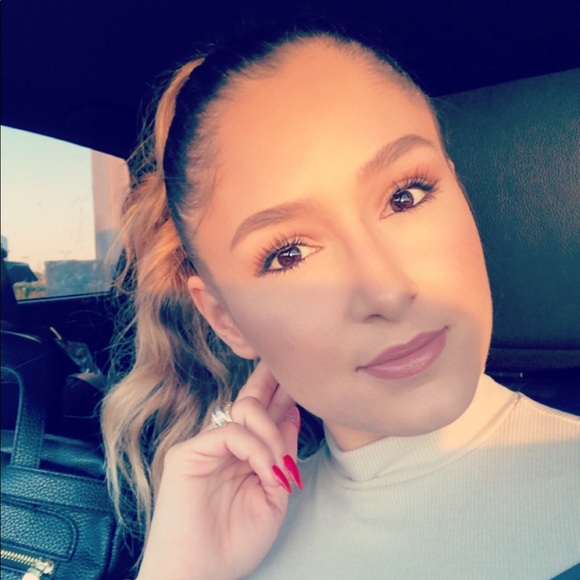 Profile Picture of Cassandra Jensen (@cassj2) on Poshmark