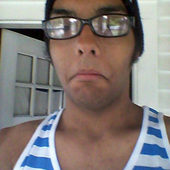 Profile Picture of Adam Avery (@tawkahh) on Poshmark