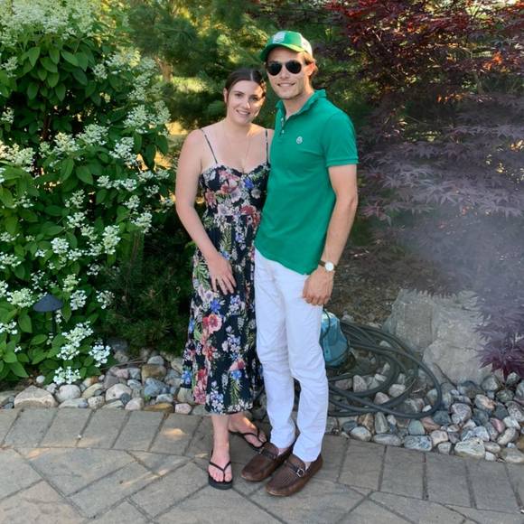 Profile Picture of James Nooyen (@jamesnooyen) on Poshmark