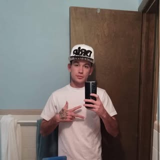 Profile Picture of Jordan Legan (@coffeltdelbert) on Instagram